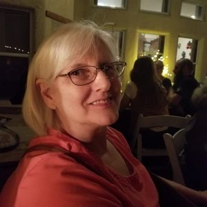 Meet your Posher, Carol